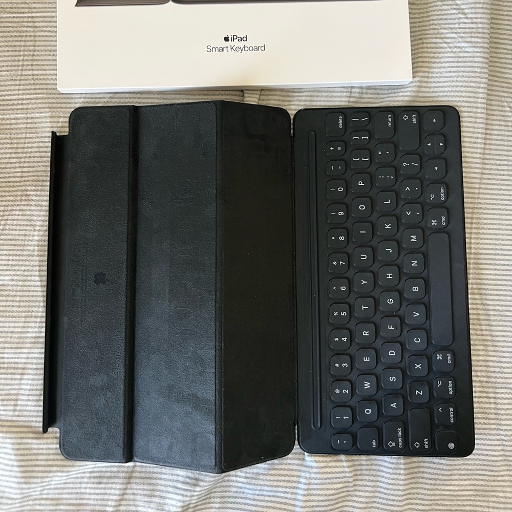 iPad Smart Keyboard